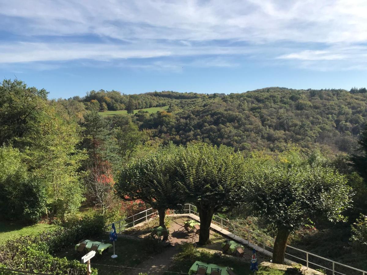 Le Saut De La Bergere Aubazines